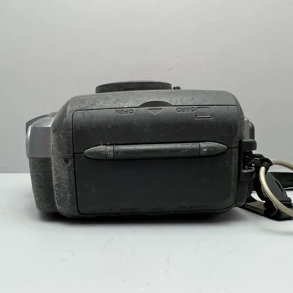 Kodak DC290 Zoom Digital Camera